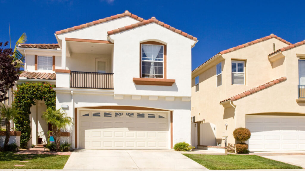 Best Residential Garage Door Repair Near You in Colorado